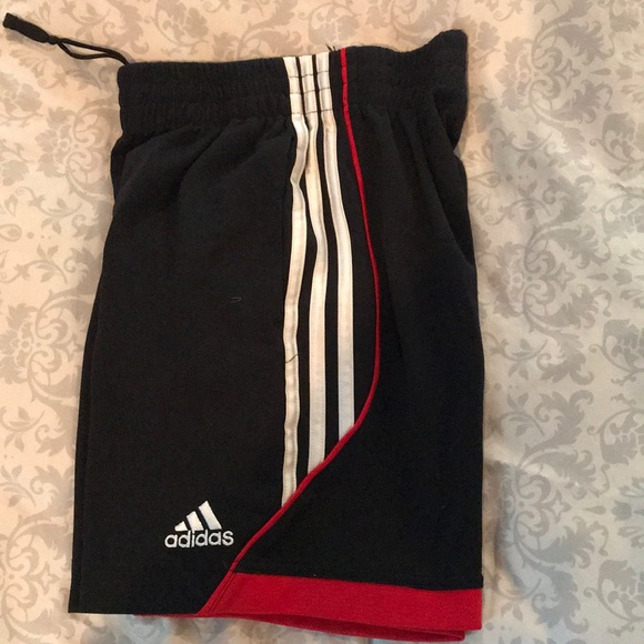 Kids adidas shorts - Picture 2 of 3